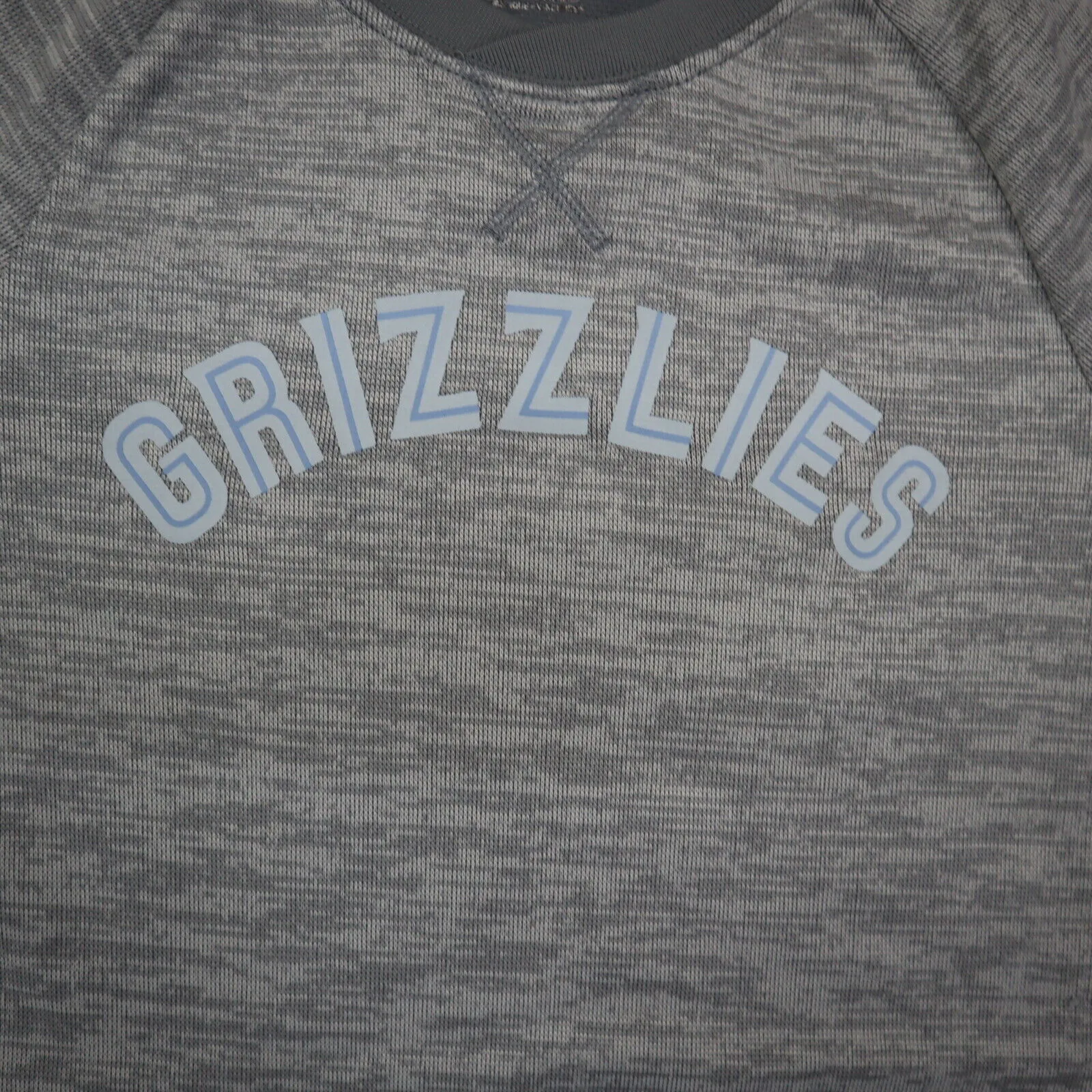 Adidas Grizzlies NBA Shirt Boys Large L Gray Short Sleeves Round Neck Sport Logo