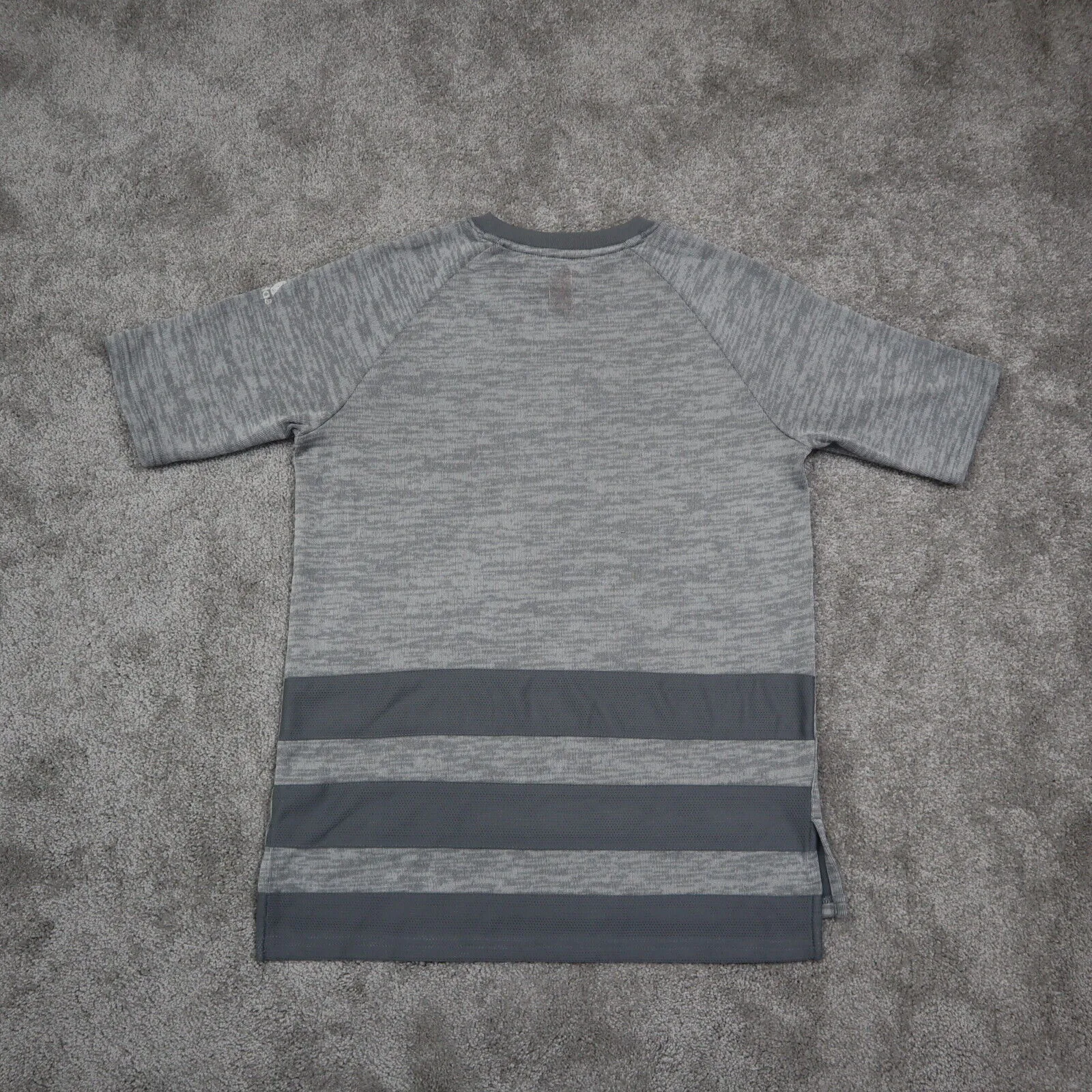 Adidas Grizzlies NBA Shirt Boys Large L Gray Short Sleeves Round Neck Sport Logo