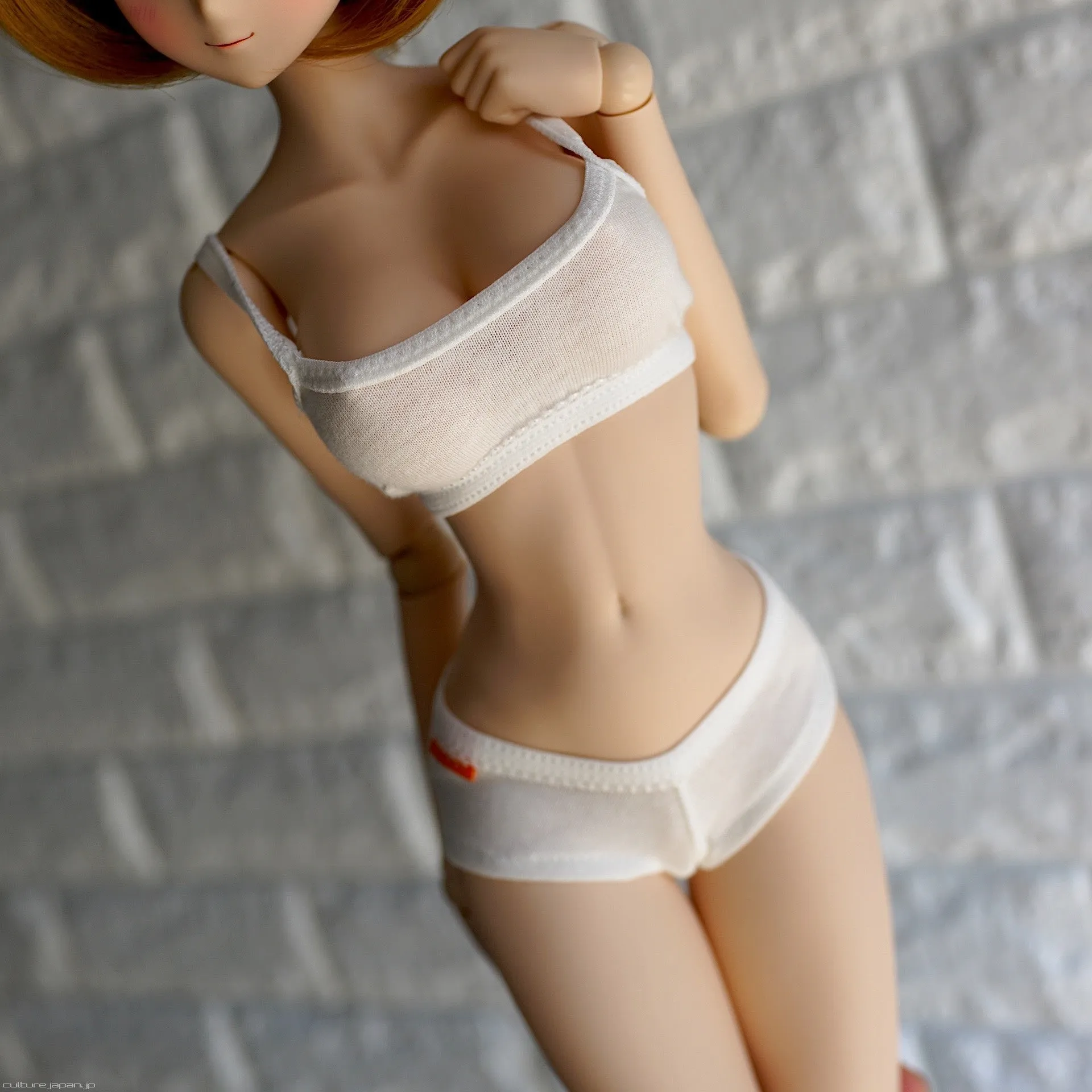 Sports Bra & Shorts Set (White)